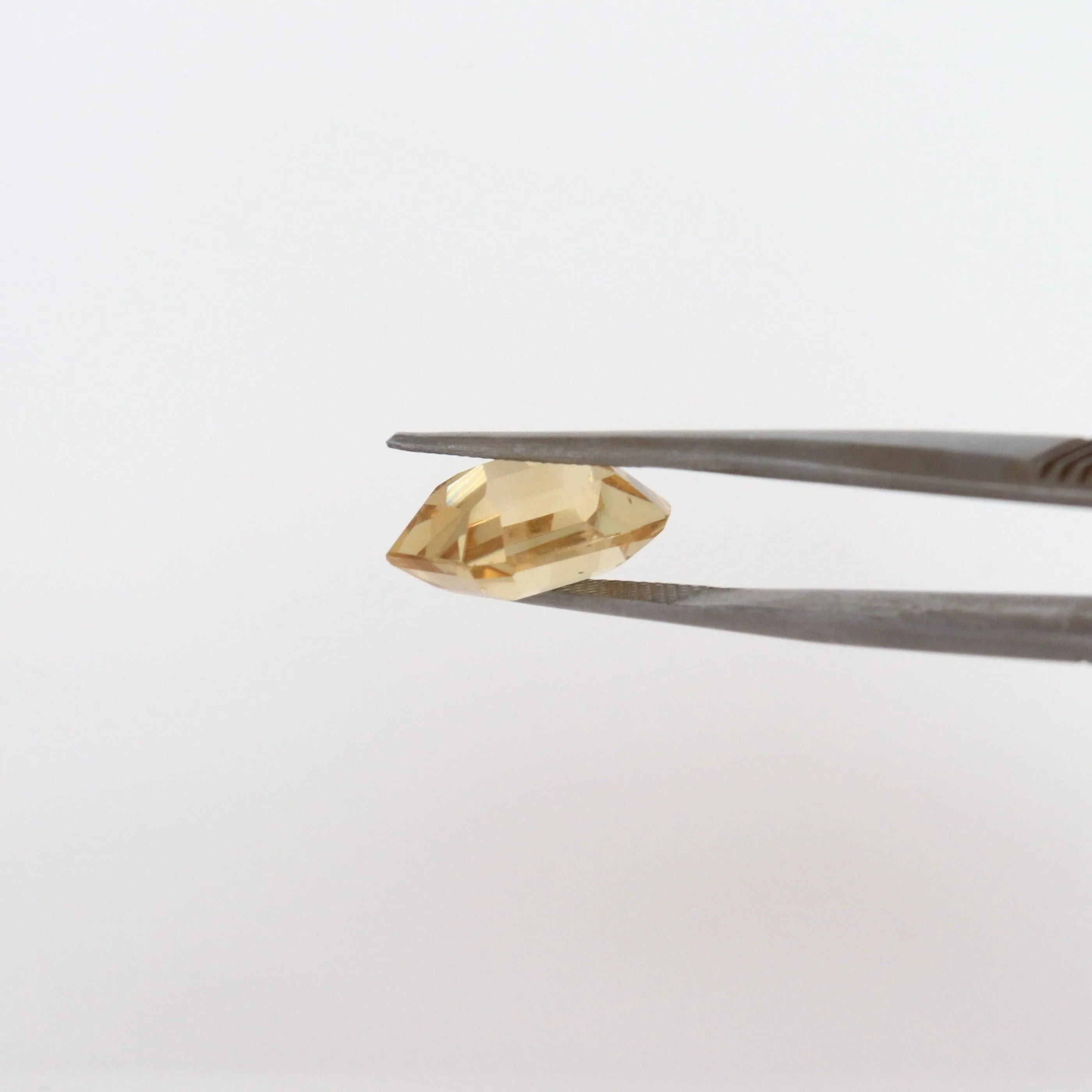 4.38ct Emerald Citrine Stone