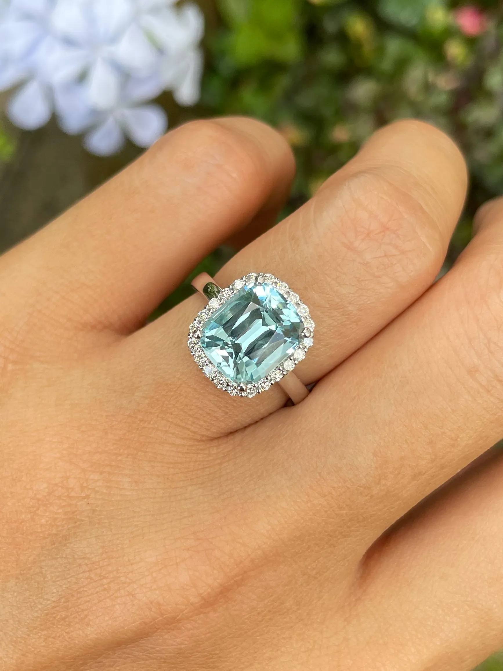 Aquamarine Ring - 3.78CT (NJR272)