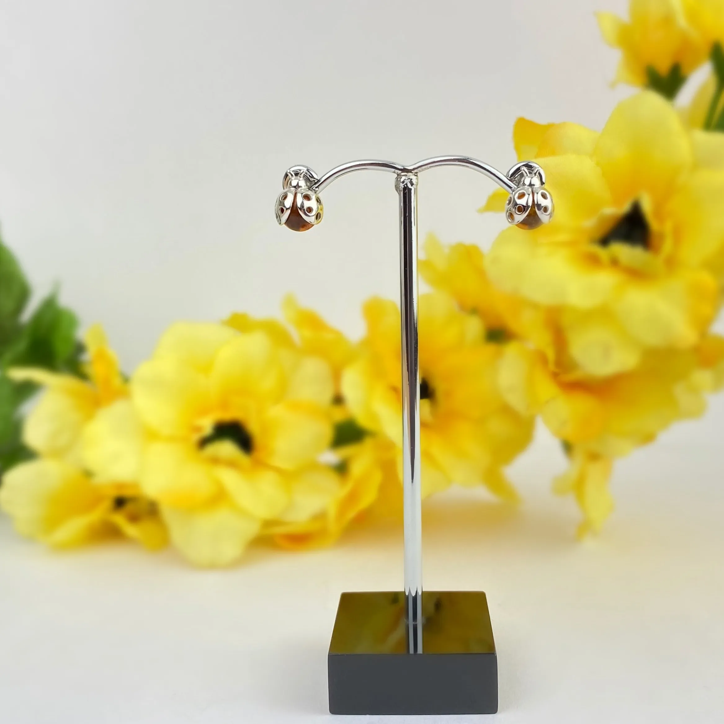 Golden Ladybird Stud Earrings - VE642