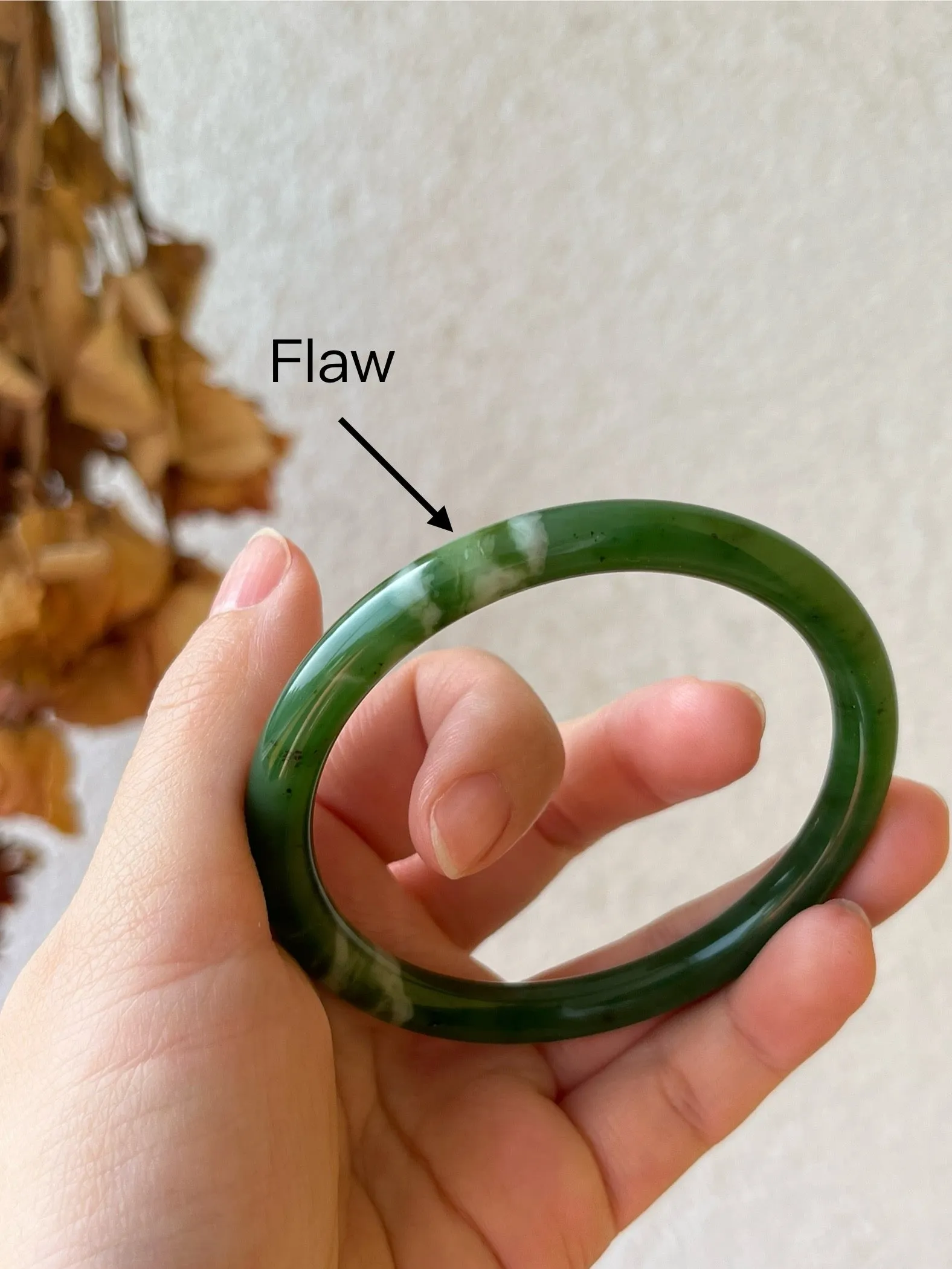 Green Hetian Jade Slim Bangle 57mm，碧玉细圆条手镯