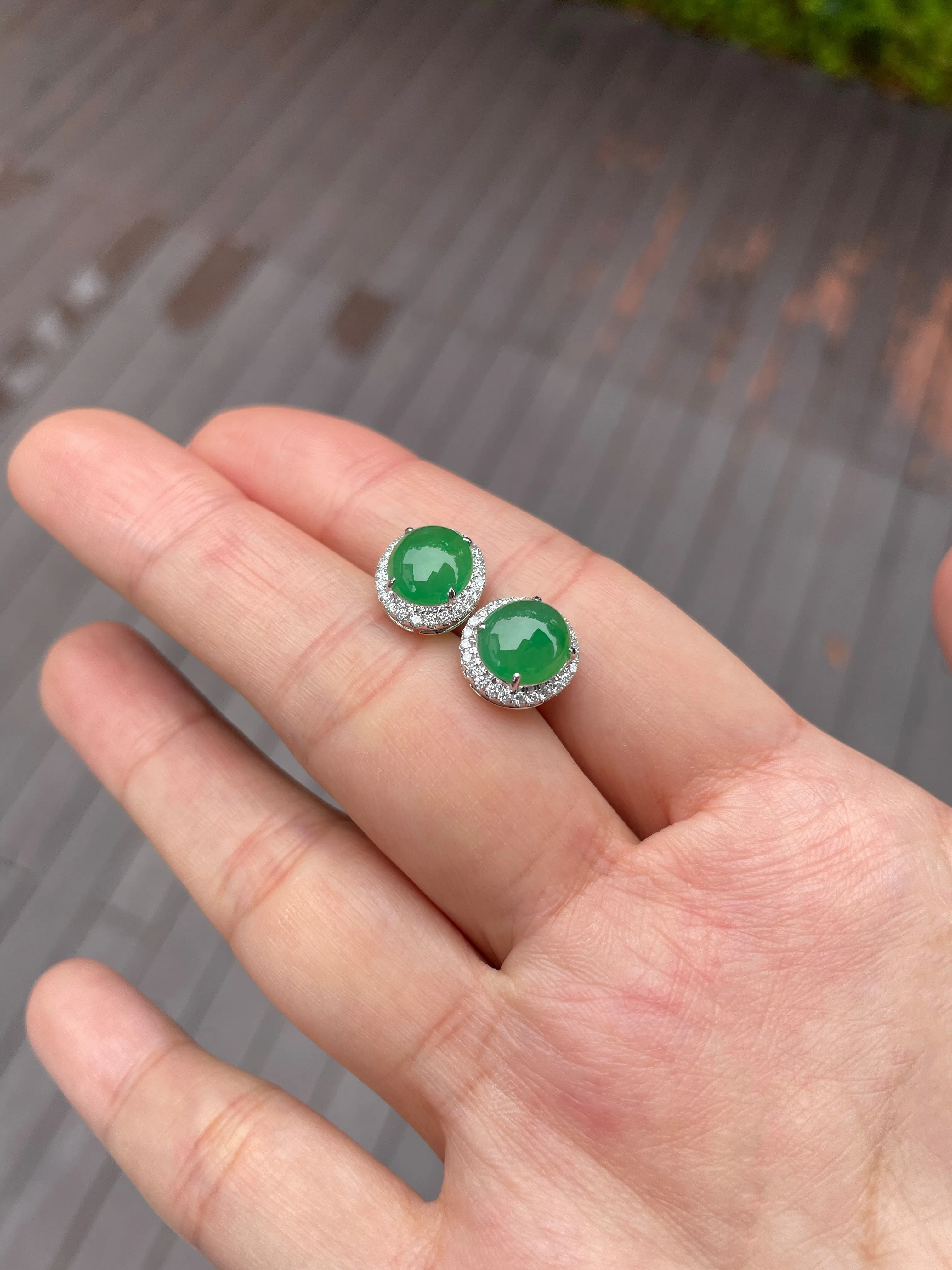 Green Jade Earrings - Cabochons (NJE048)