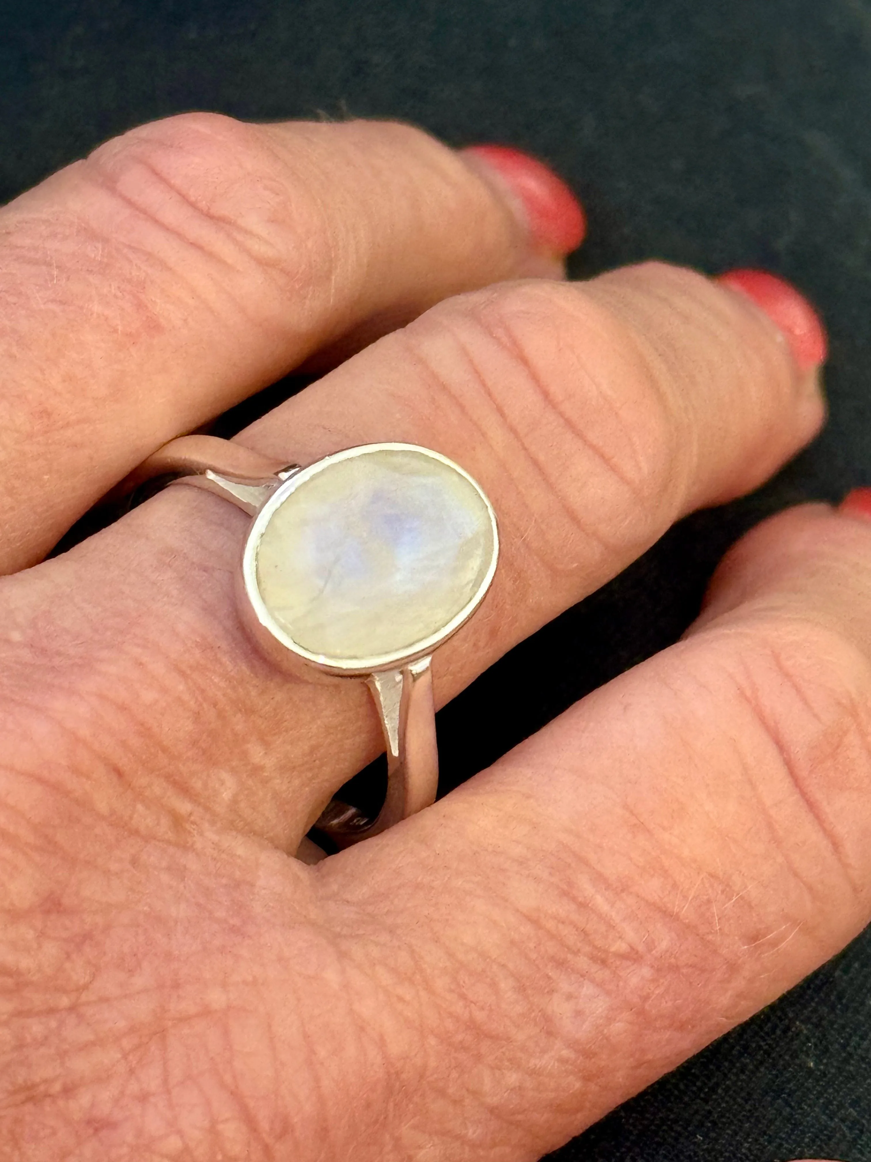 Ovale Moonstone Ring