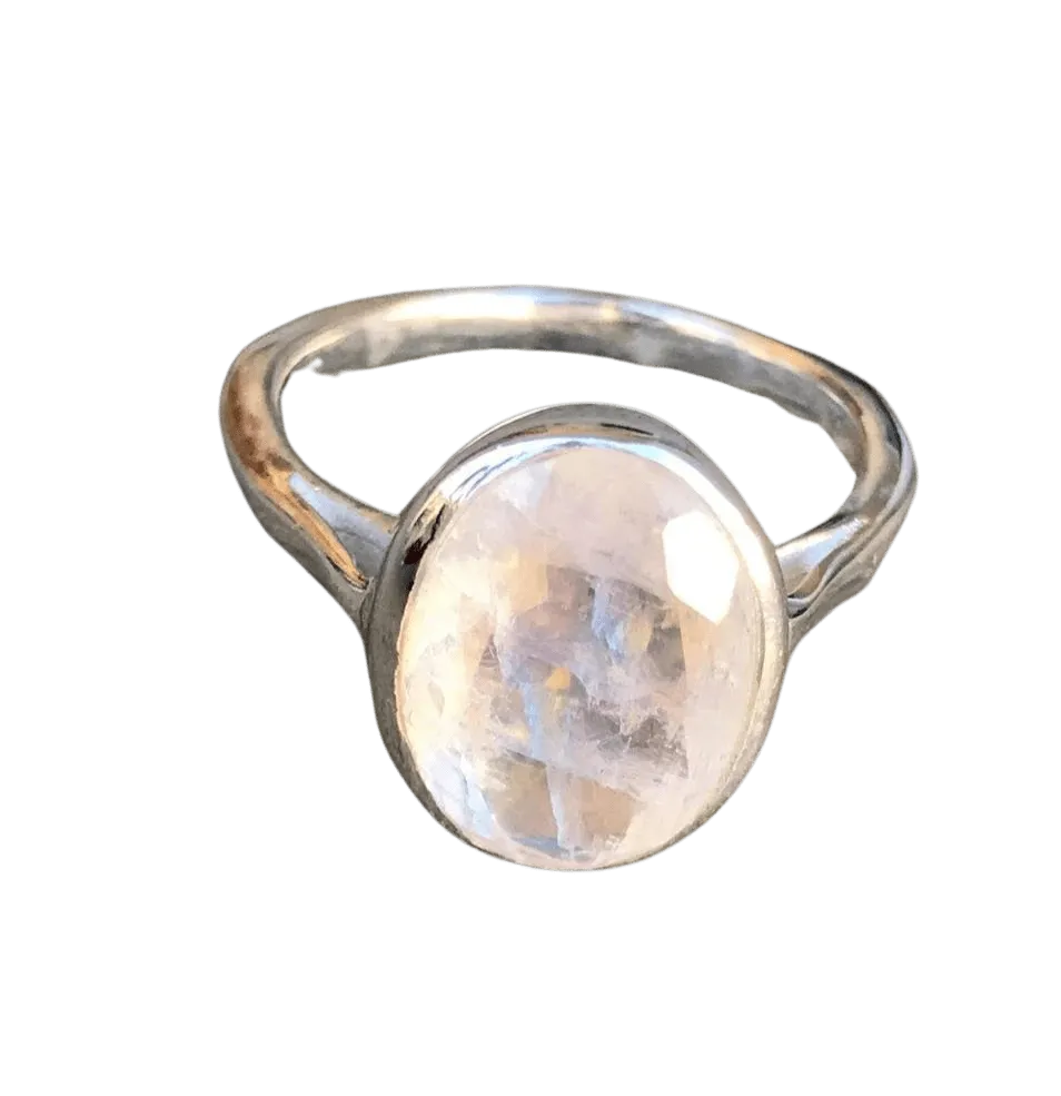 Ovale Moonstone Ring