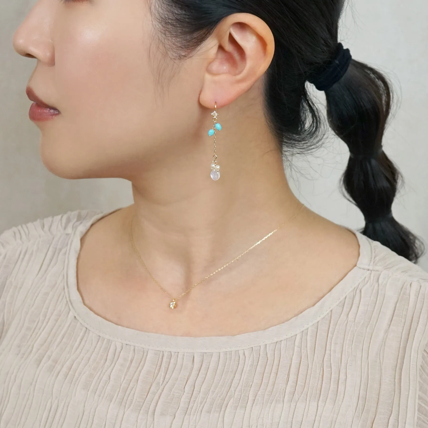 [Palette] 10K Blue Moonstone Arrangement Charms (Yellow Gold)