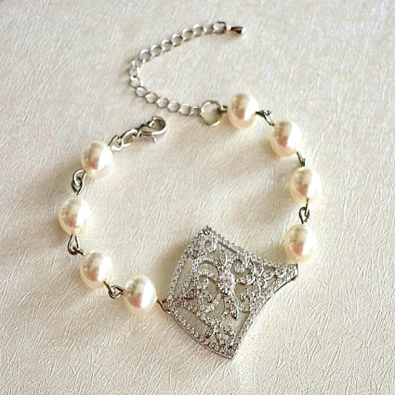 Rhombus Crystal Filigree Swarovski Pearls Bridal Bracelet. Art Deco Vintage Style Kite Shape Crystal Pendant Wedding Bracelet.